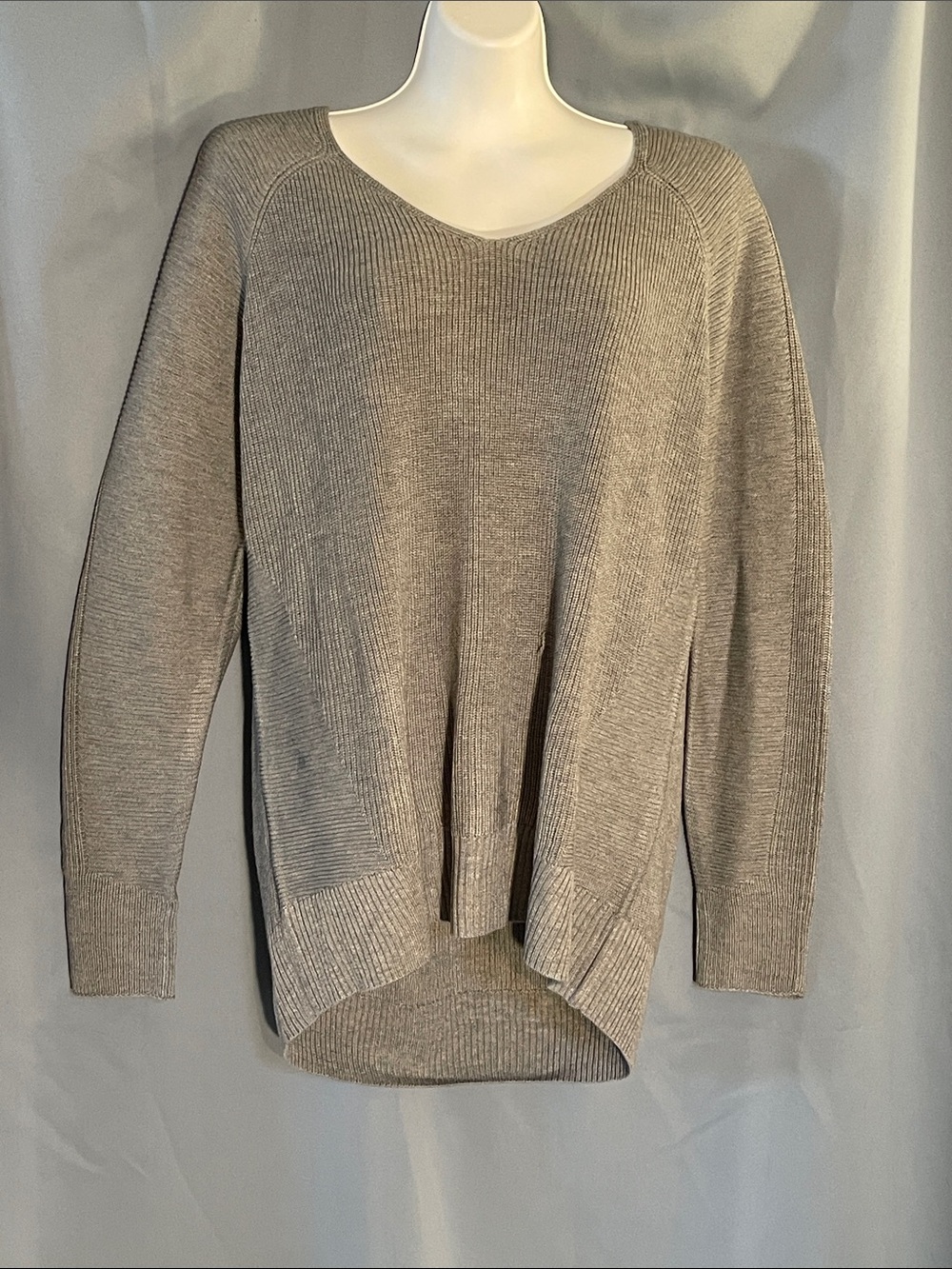 Matty M Light Gray V-Neck Ribbed Sweater